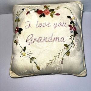I‎ Love You Grandma Heart Floral Embroidered Throw Pillow Cream Satin